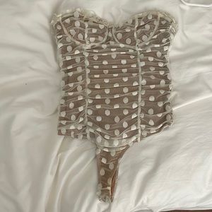 Majorelle wyn body suit in white